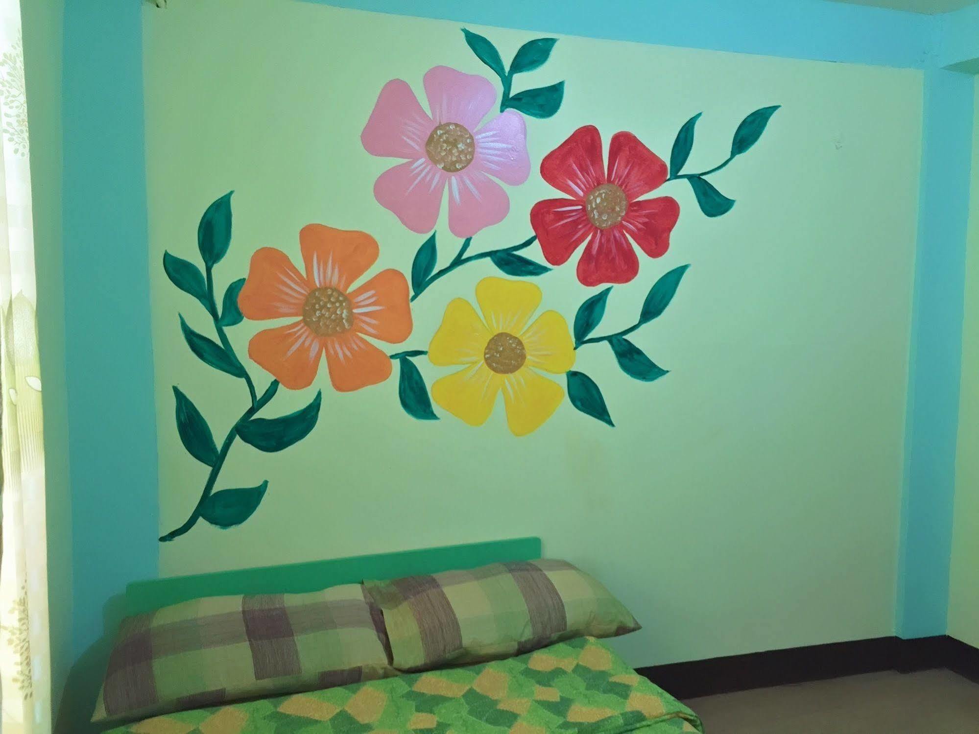 Le Monette Bed & Breakfast バギオ エクステリア 写真