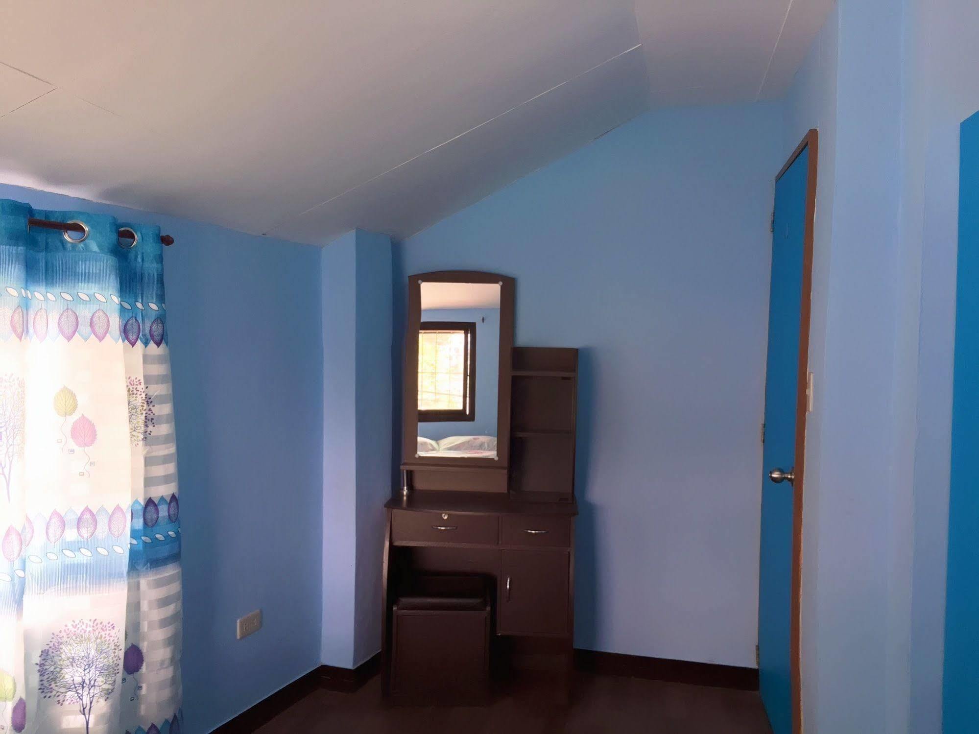 Le Monette Bed & Breakfast バギオ エクステリア 写真