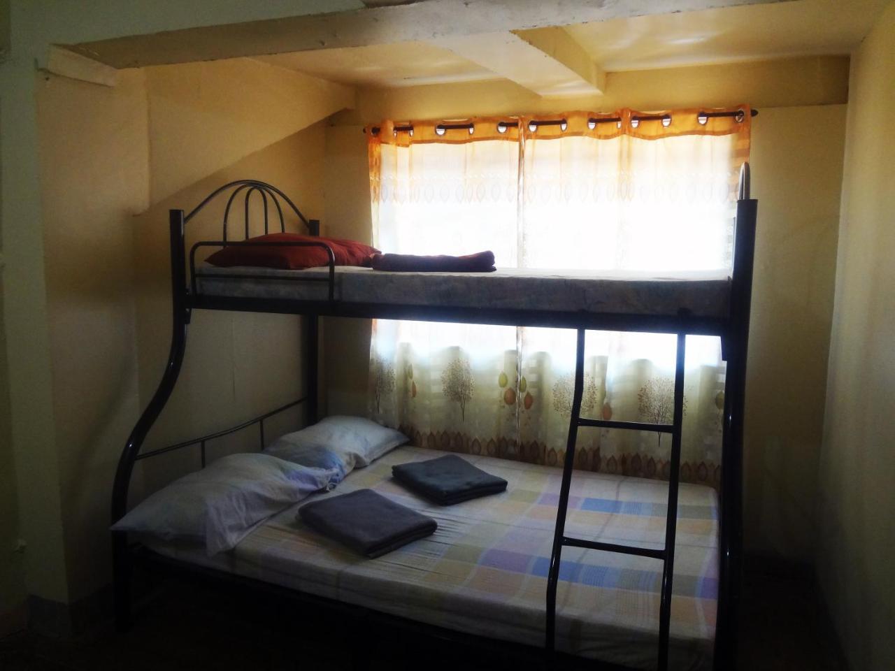 Le Monette Bed & Breakfast バギオ エクステリア 写真